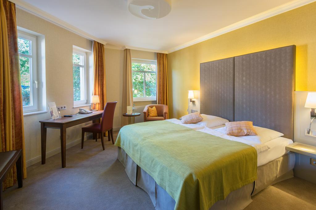 Parkhotel Gueldene Berge Weißenfels Exterior foto